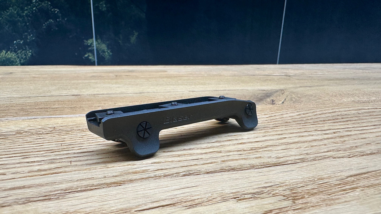 Sattelmontage-Swarovski-Rail-1