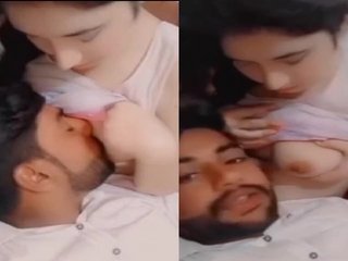 GF giving lover a boob feed in Pakistani sex videos
