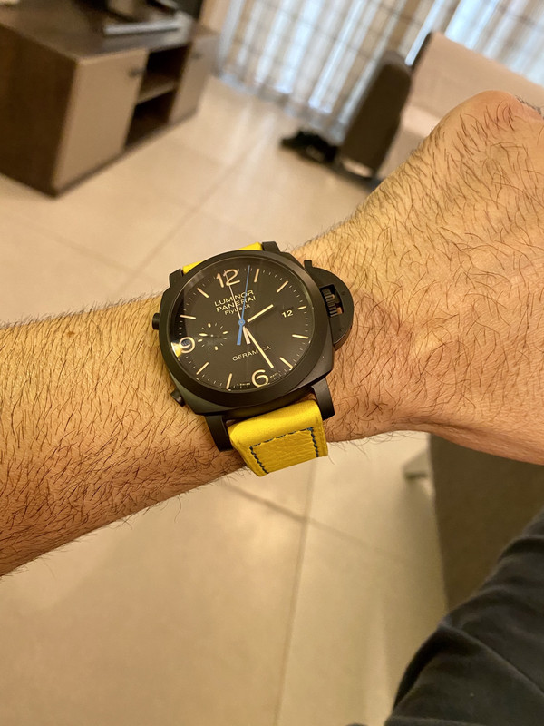 214B2C81-C96E-40B0-9E65-1B43F36FA617