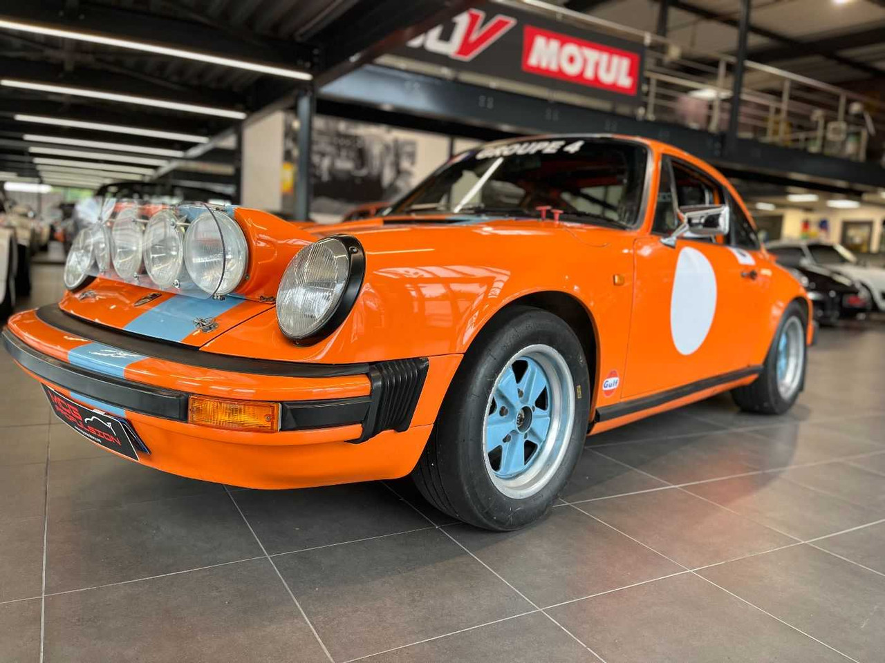 911 SC orange 79900