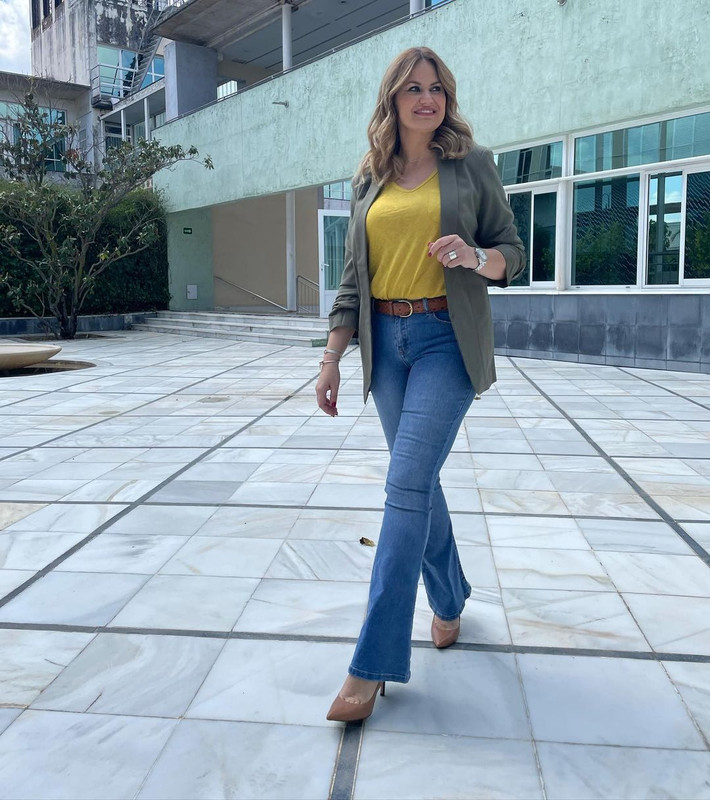 cristinagranados_tv_1748674731784265874618975883742725639639378n