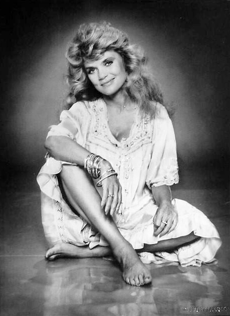 Dyan_Cannon_a29