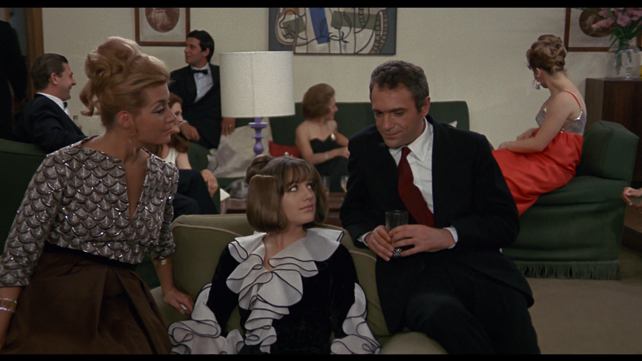 00002.m2ts_snapshot_00.39.19_[2021.04.11_13.14.33]