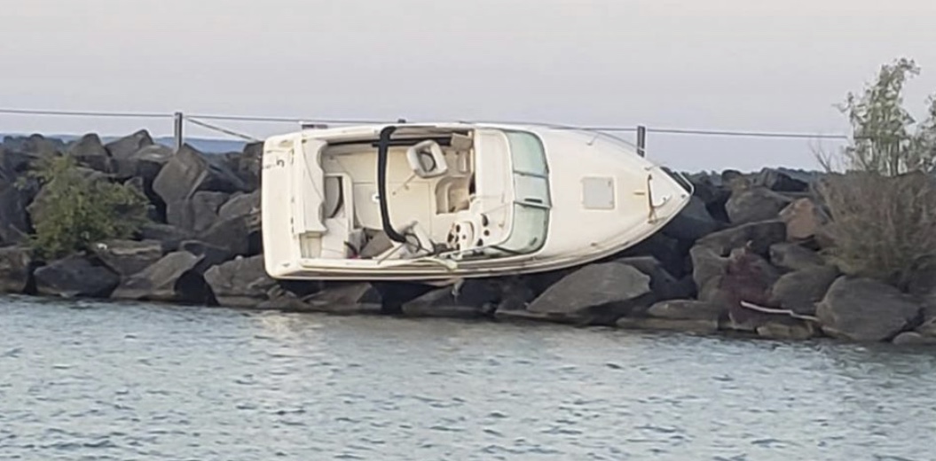 EADAF384-CDC5-43A1-9BAA-F011DB55AC1B