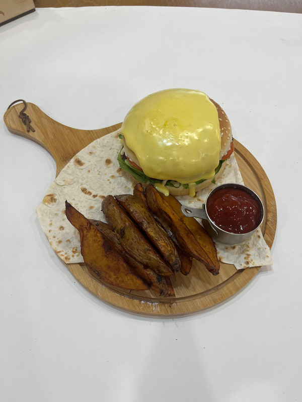 Бургер с казы (350г)