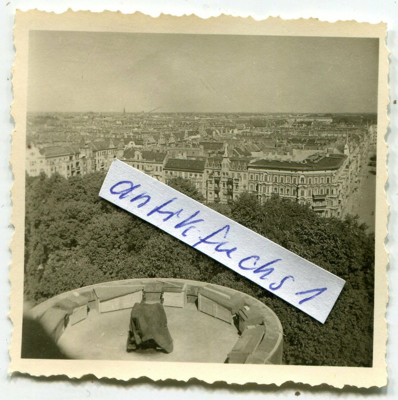 großer Flak-Bunker Humboldthain in Berlin-Mitte  Friedrichshain 1941 (5)