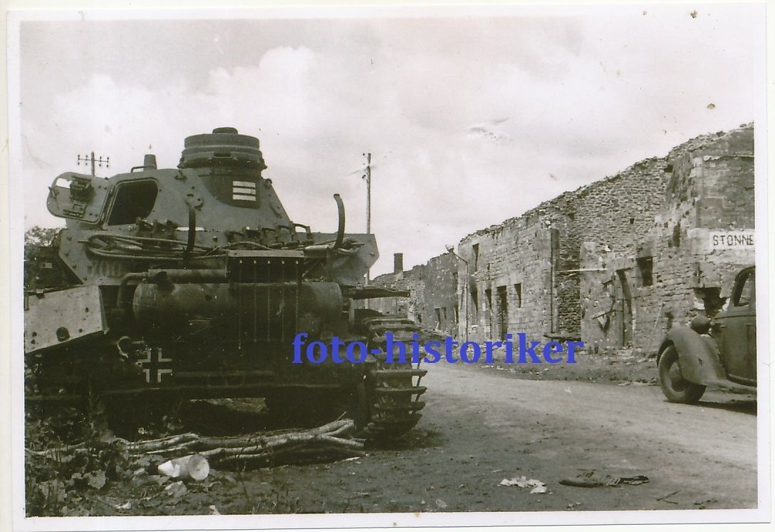 zerstörter dts. Panzer III Turmzahl 700 Balkenkr