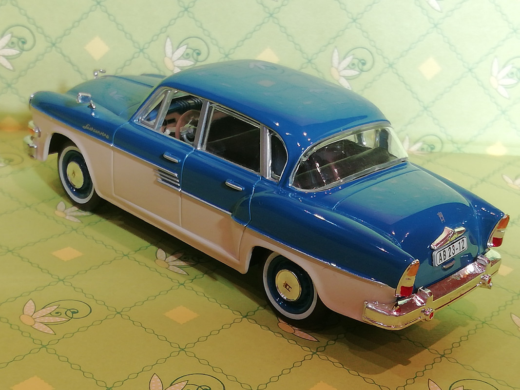 Sachsenring P240 . 4