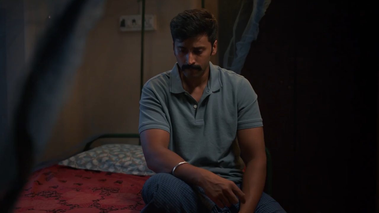 Kaakee Circus 2026 WebRip Season 1 [Tamil] 480p 720p ESub Screenshot
