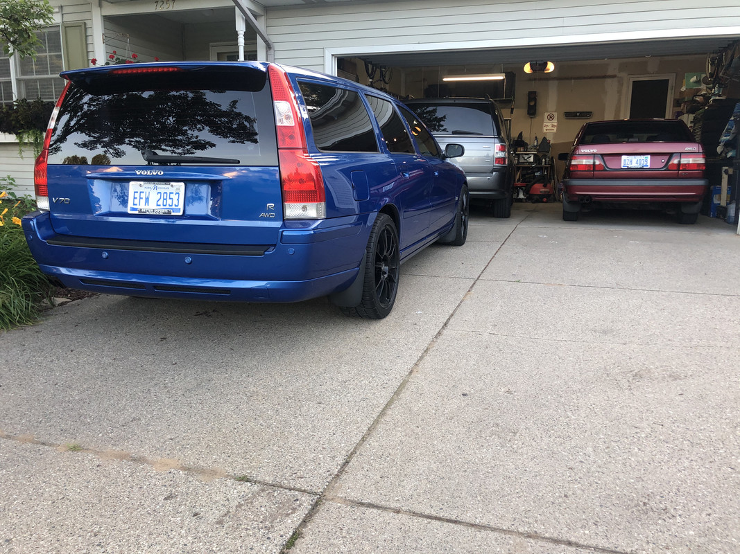 53941EB3-1539-4E1D-80B2-11DCE0134B0A