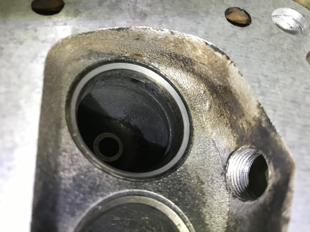 Restauration 4L (1168)