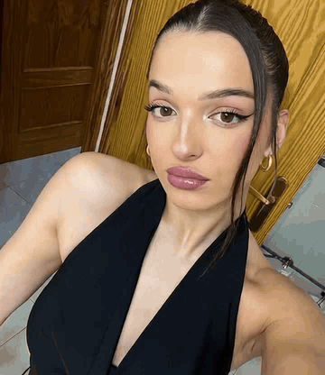 Handjob + Cum