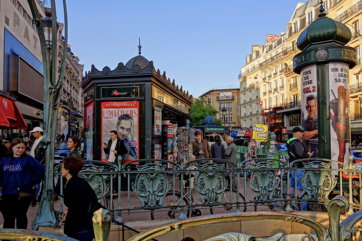 multicolourparis.jpg