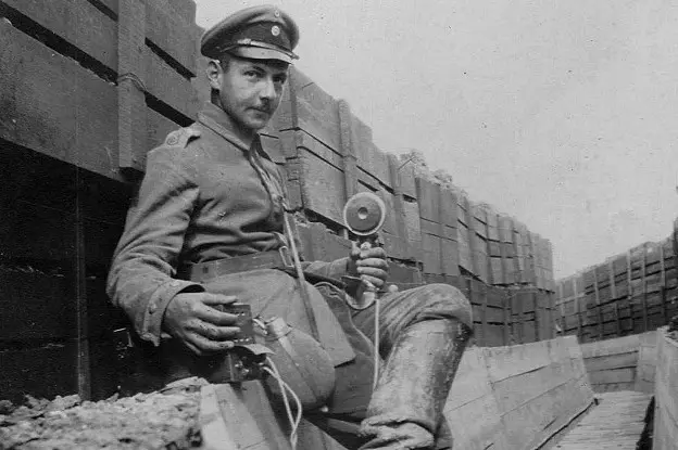 Albert tuvo una experiencia muy distinta a la de su hermano durante la Primera Guerra Mundial. Imagen cortesía de Wolfgeist Publishing