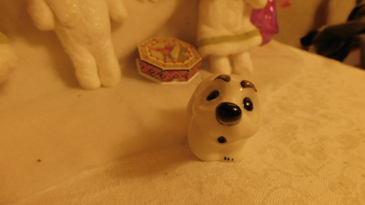 Витрина, подоконник у Стояны 002