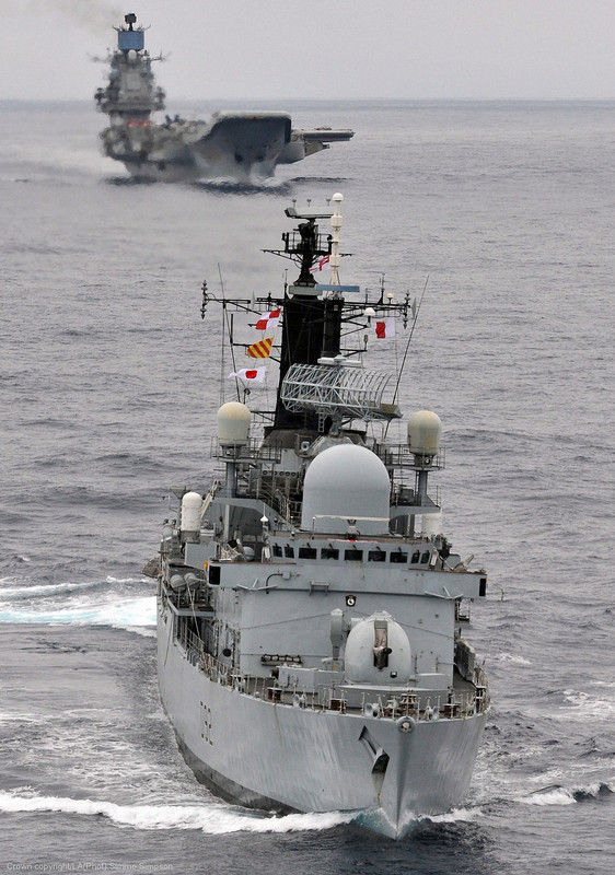 HMS Liverpool (D.92)-3