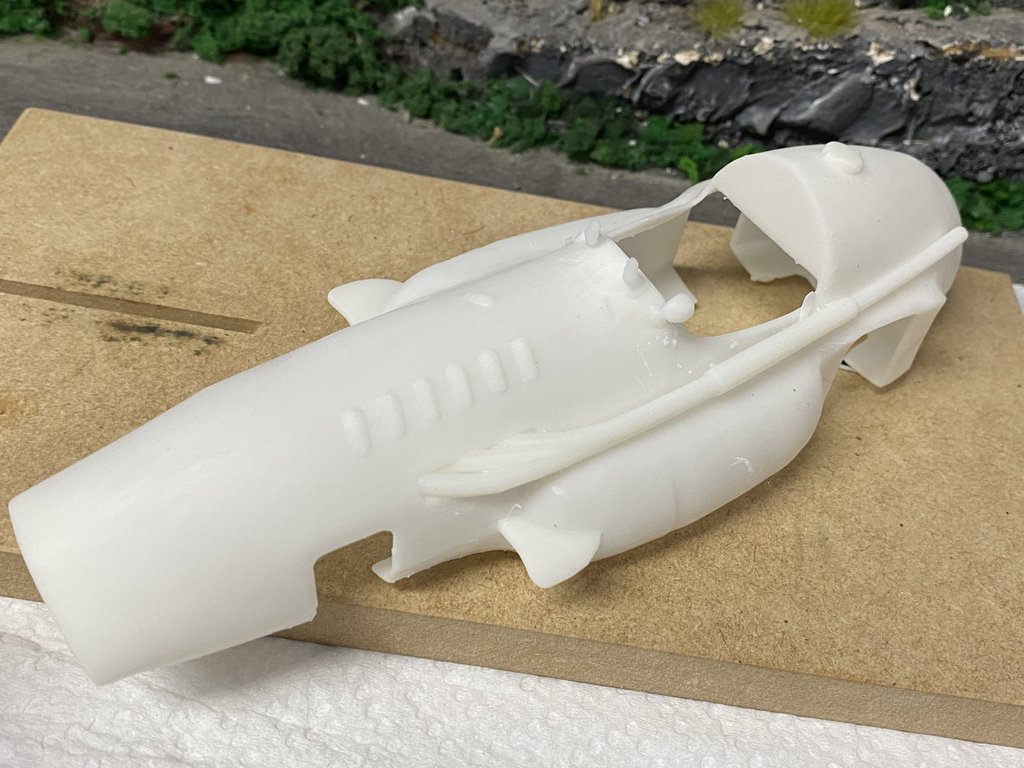 B6B4FA99-BA34-4A0E-B1EA-1569CB519354