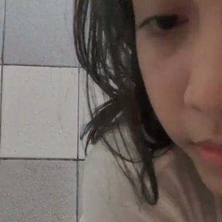 Laras Live IG Memek Belum Tumbuh Jembut