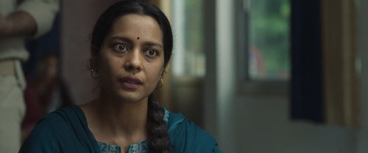 Santosh 2024 WebRip [Hindi] 480p, 720p ESub Screenshot