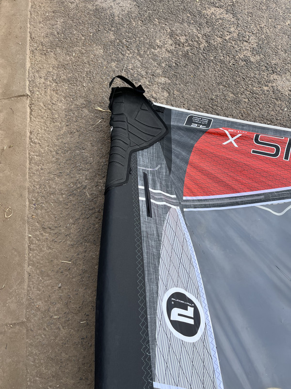 B59C9000-E732-4420-9151-ADCCCFAAC295