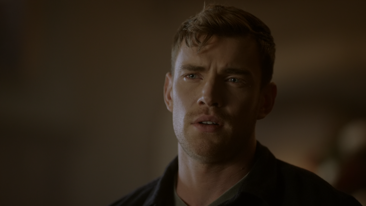 Legacies.S04E13.Was.This.the.Monster.You.Saw.1080p.10bit.AMZN.WEB-DL.DDP5.1.HEVC-Vyndros.mkv_snapsho