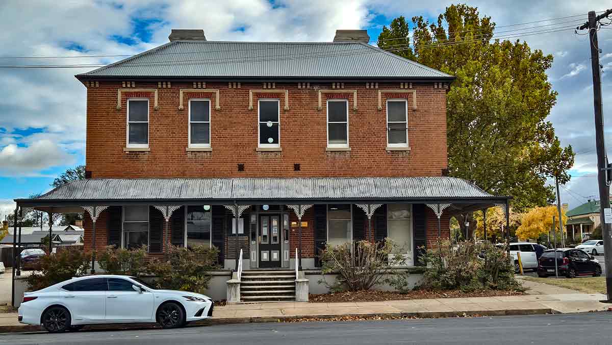 House with verandah