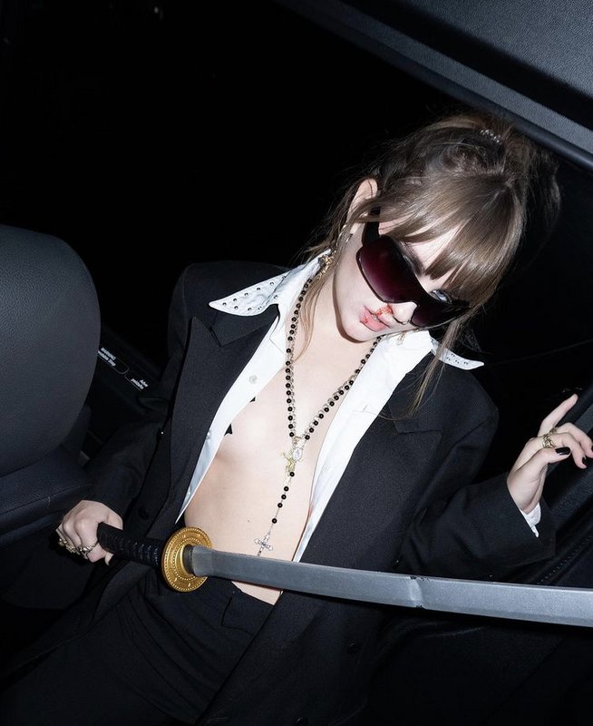 50670464-F04C-4F7B-8EA4-A1F2BA6A4AC2