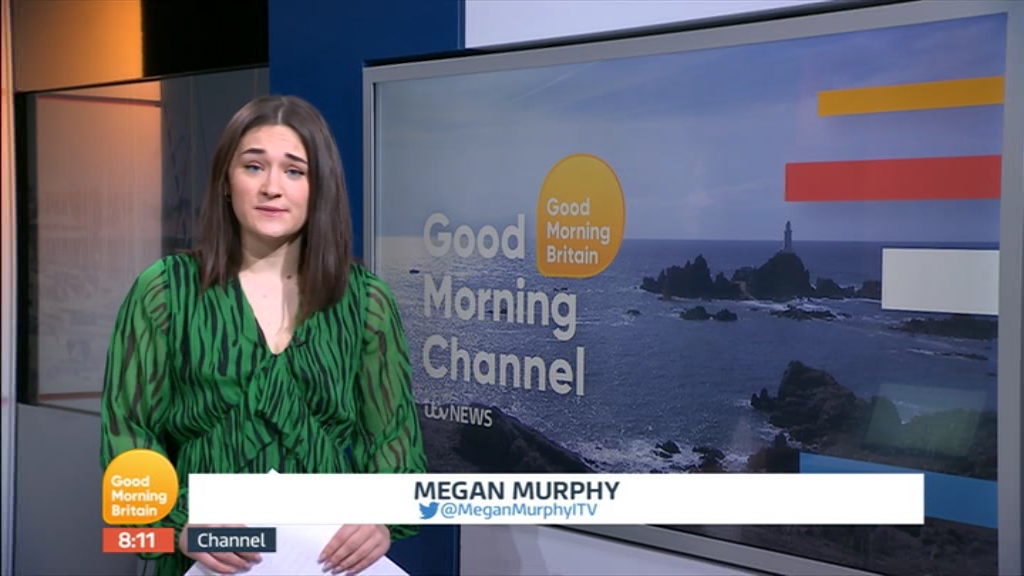 01.25 - 06.00.00 - Good Morning Britain. Morning magazine featuring a....ts_snapshot_12.12.815