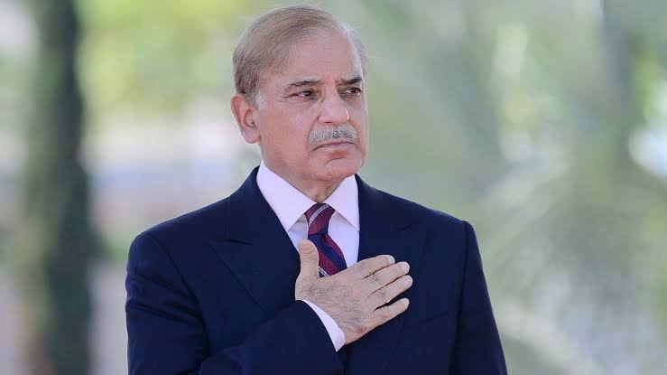 PM Shehbaz rejects proposed fuel hike amid global crisis