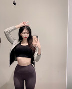 2020-03-20 03.35.29 2268954950050339849_7339200792