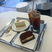 2019-06-16 00.35.40 2067376794785599551_5415151055