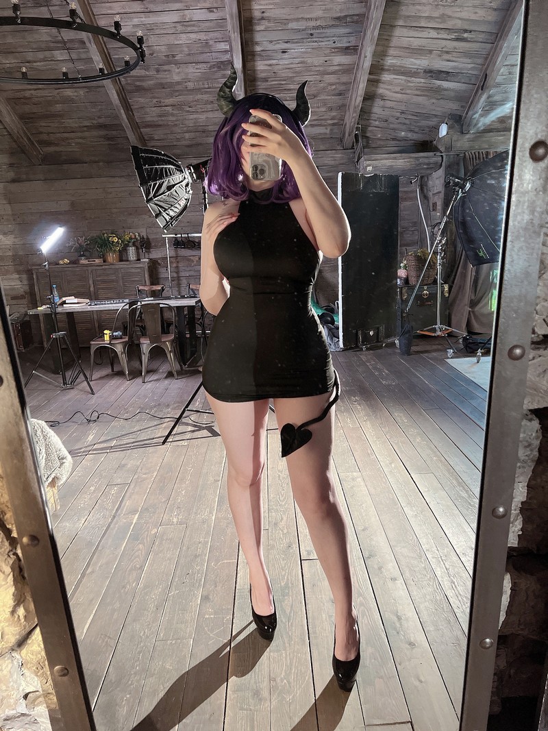 Alina Becker 维梅尔 Vermeil Cosplay 黄金庭院角色写真【57P-74.4M】插图3