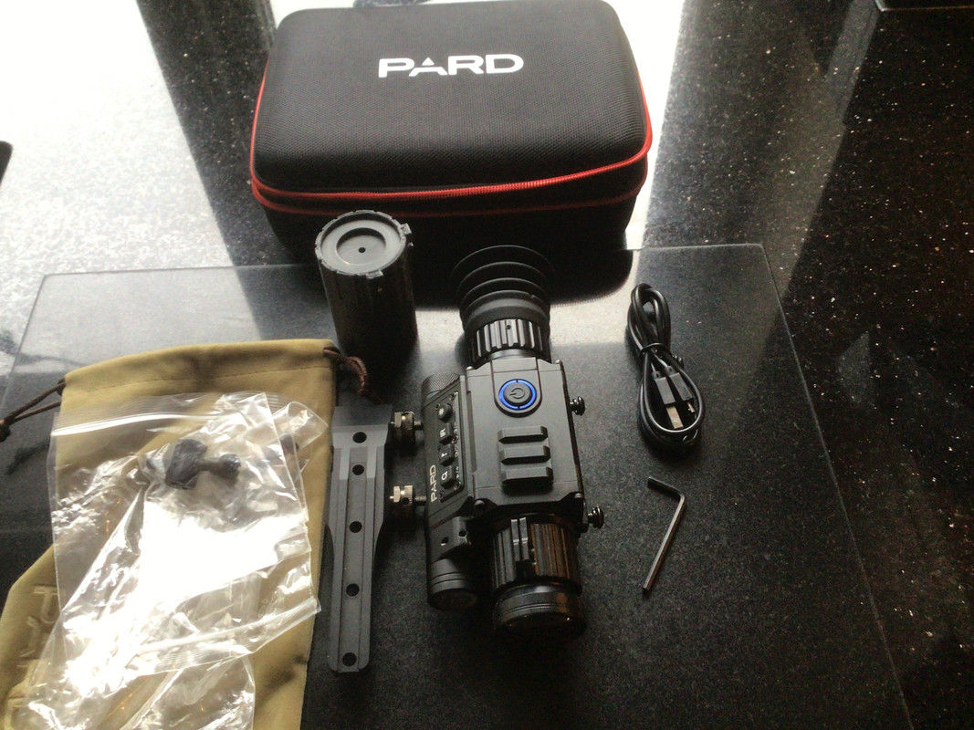 C7DE9BC8-9E2D-429D-9857-F0CD6F4DC79D