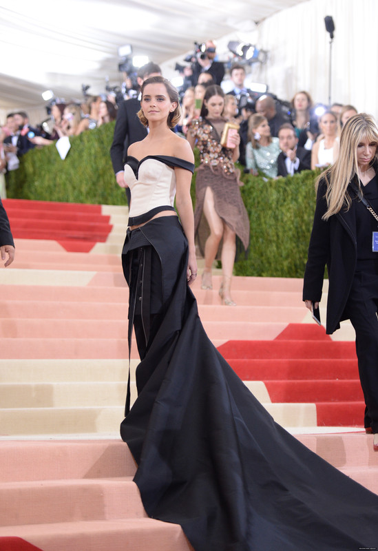 emmawatson-updates.com (116)