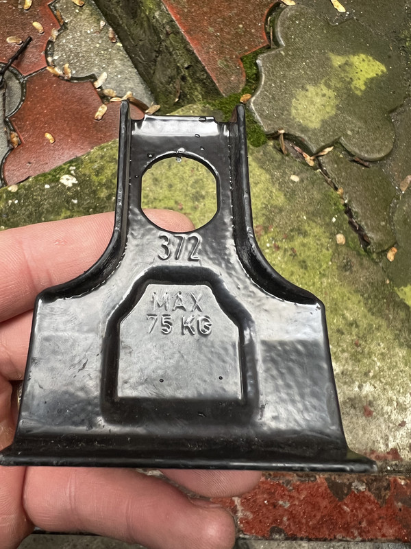 59AC91B3-9D09-4155-8CF3-F49FD8B6F64C