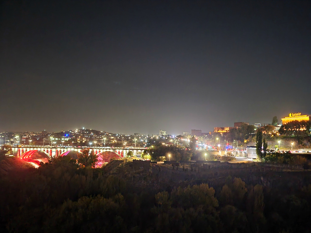 Армения. Ереван в ноябре. Армения. Ереван в ноябре.