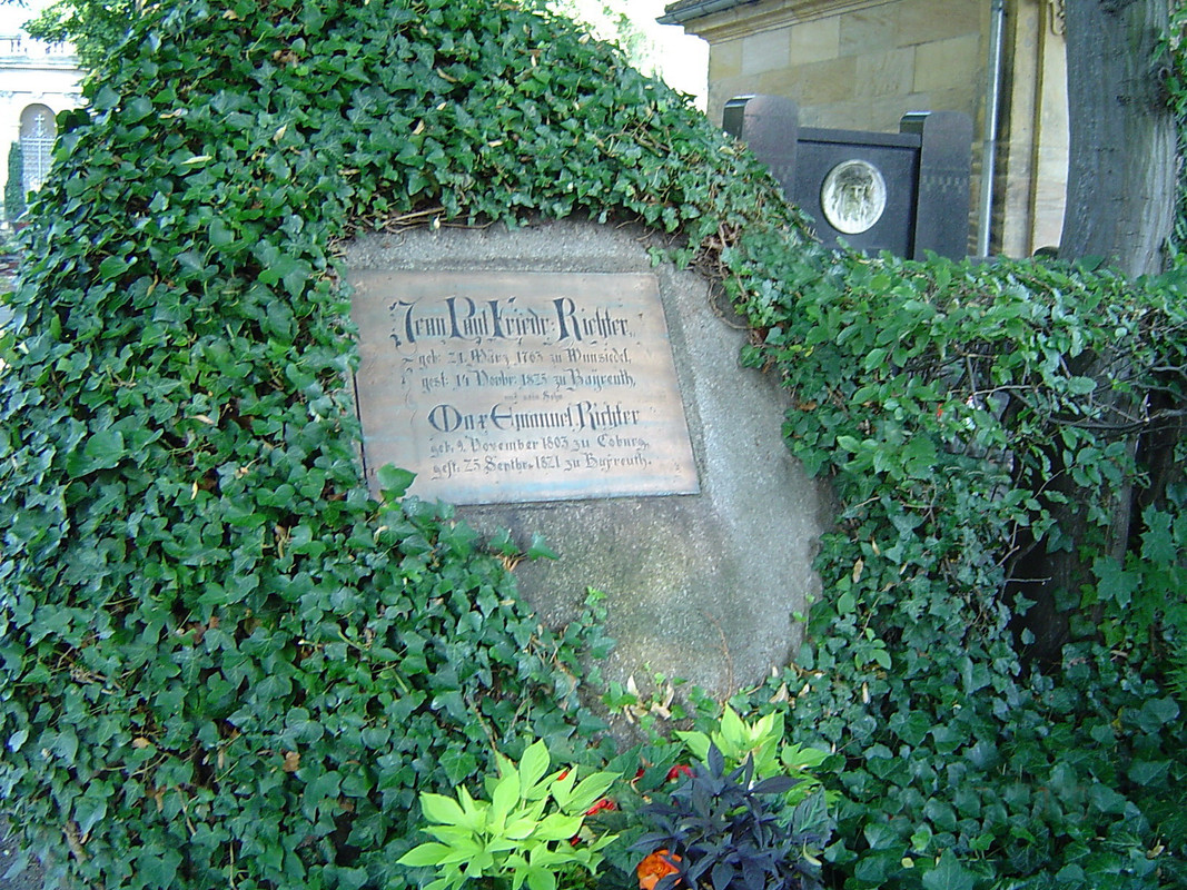 Jean-Paul-Stadtfriedhof-Bayreuth-25-07-2006