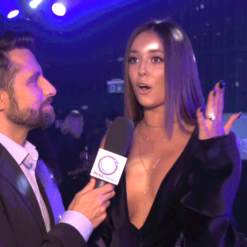 Izabella Krzan 2019 JOYInfluencer Roku2019 GIF08