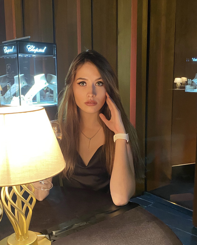 4831C789-5824-459B-AADE-D642F01649D4