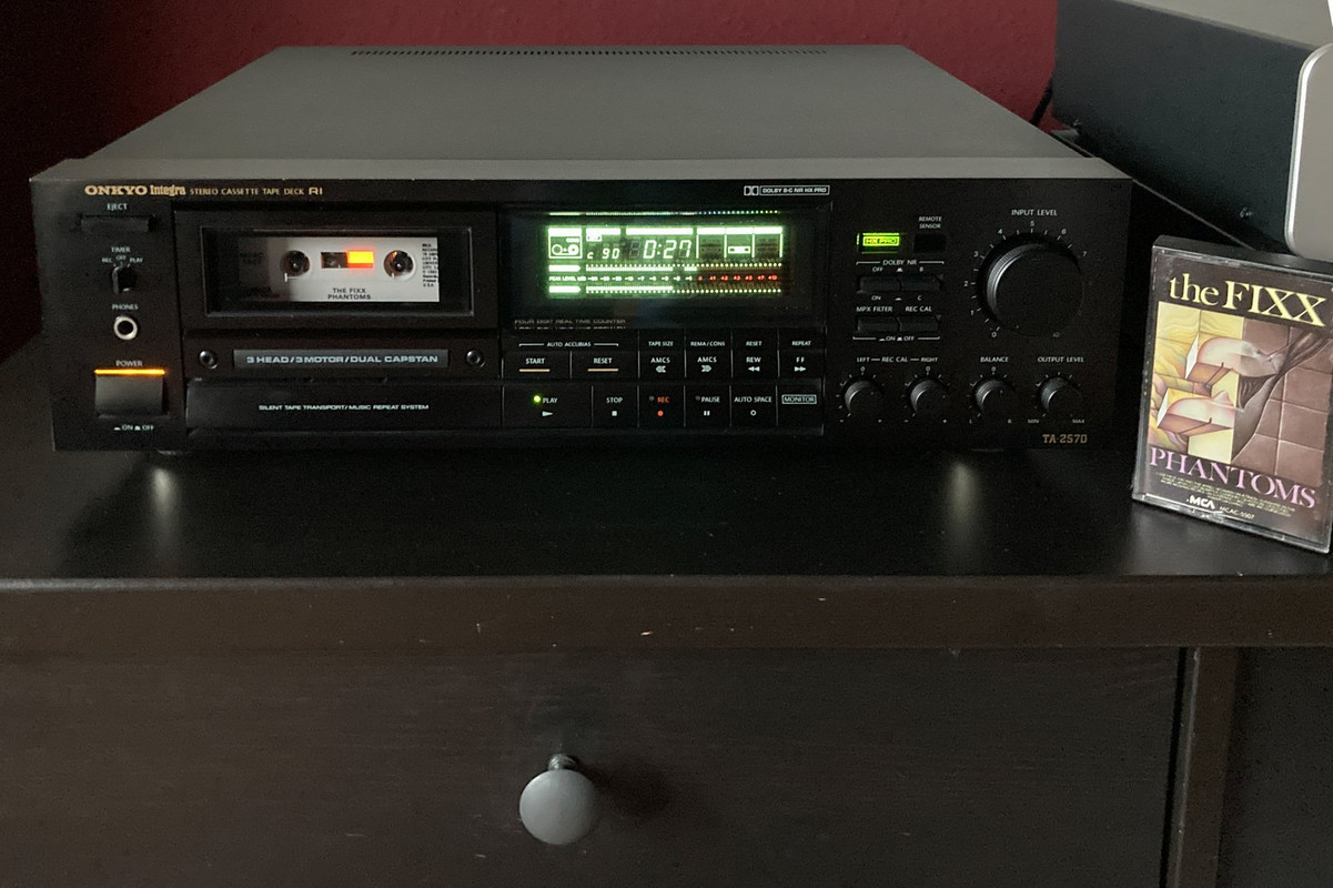 71A4AB98-36BA-48A2-84D6-30081D329C8A