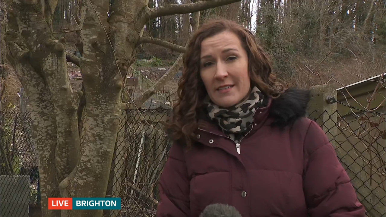 ITV Lunchtime News_20230228_13301355.ts_snapshot_09.11.148