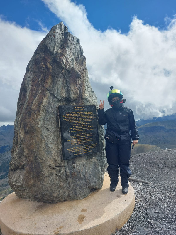 1DB6D497-41F4-48C9-B2F8-3554A966F857