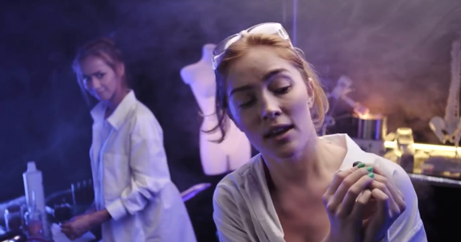 Hentaied – The new Ass istant – Jia Lissa, Veronica Leal