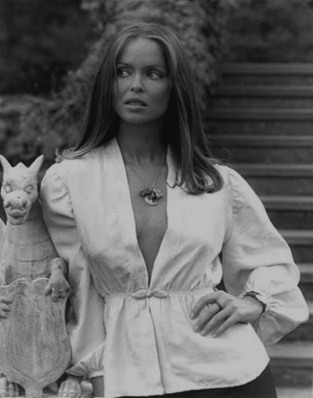 Barbara_Bach_a80