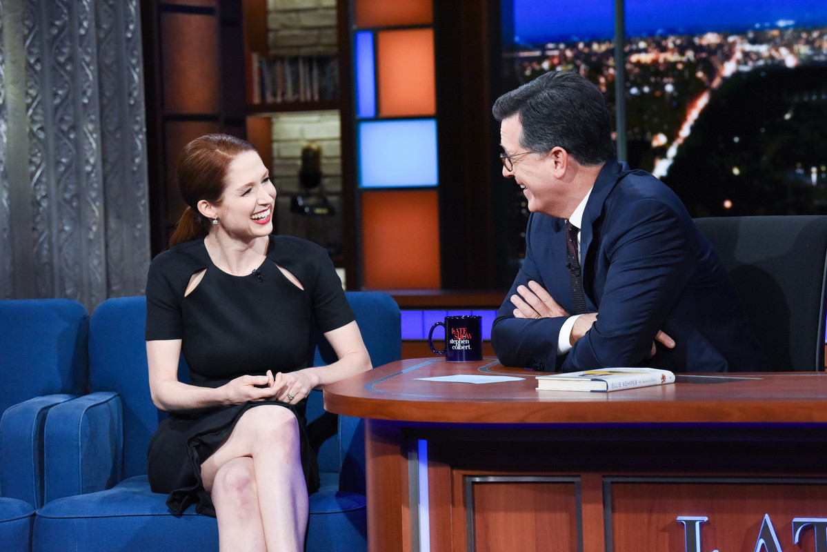 ellie-kemper-the-late-show-with-stephen-colbert-october-5th-2018