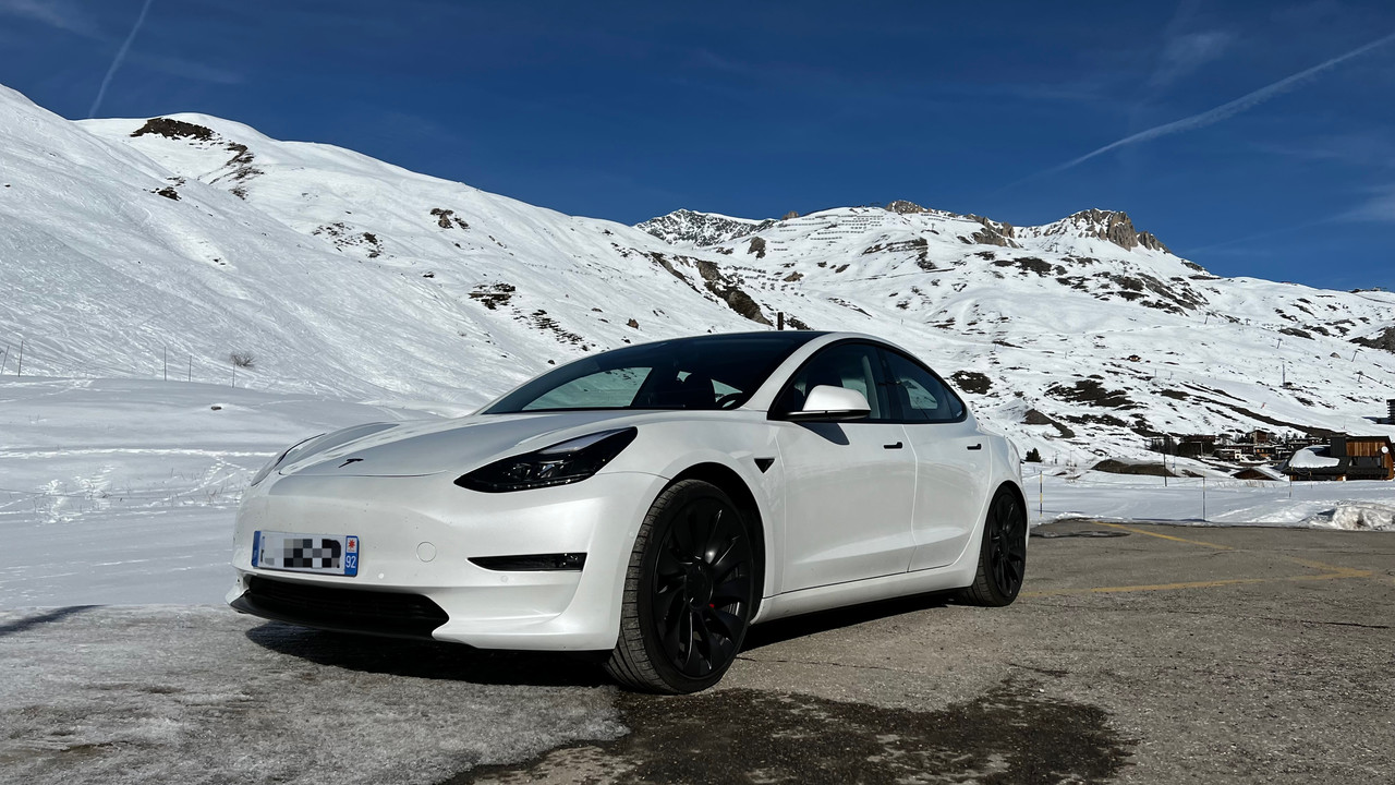 E00EBE71-CC63-4317-80CD-A3444F1E7B5F