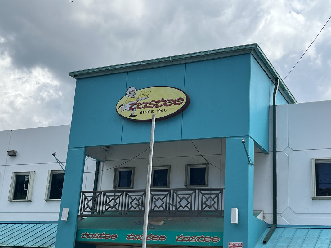 8069CEBB-6BD5-49FF-B11F-7170933122E6