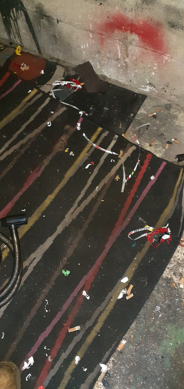 C7CD62ED-C8B1-42E8-9AB3-6D1D4CF8F781