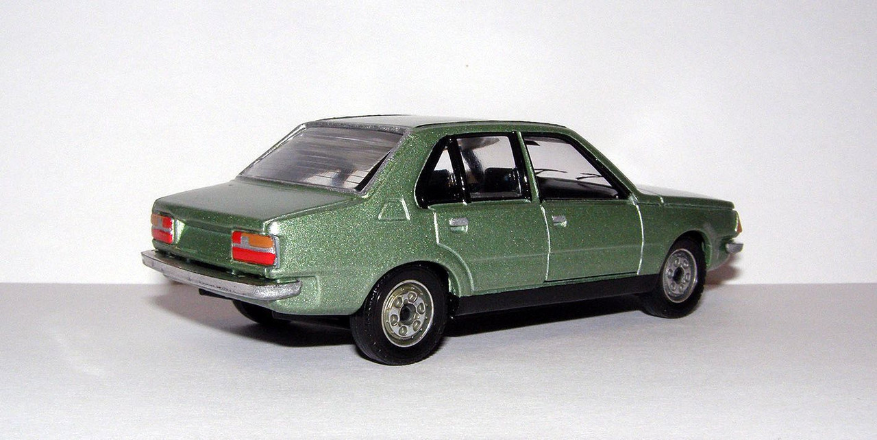 1978 Renault 18 TL (Solido #1318) 2