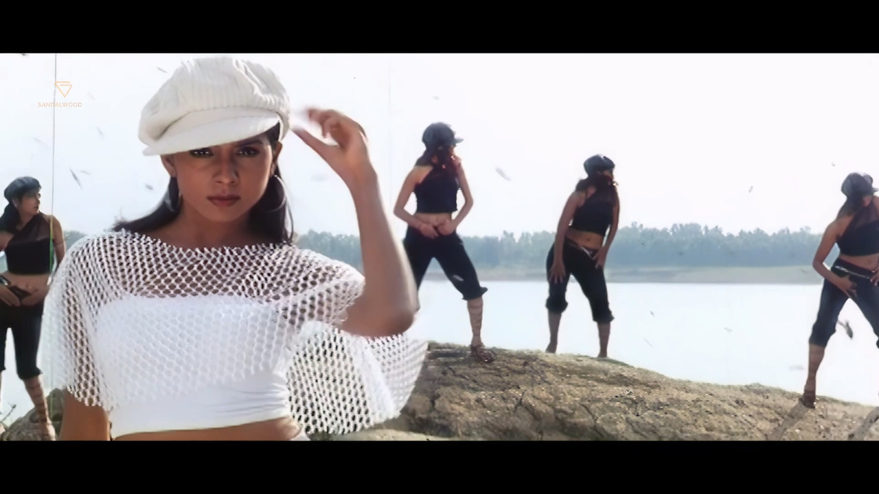 Vidya Venkatesh Hot.mp4_20240810_181749.386